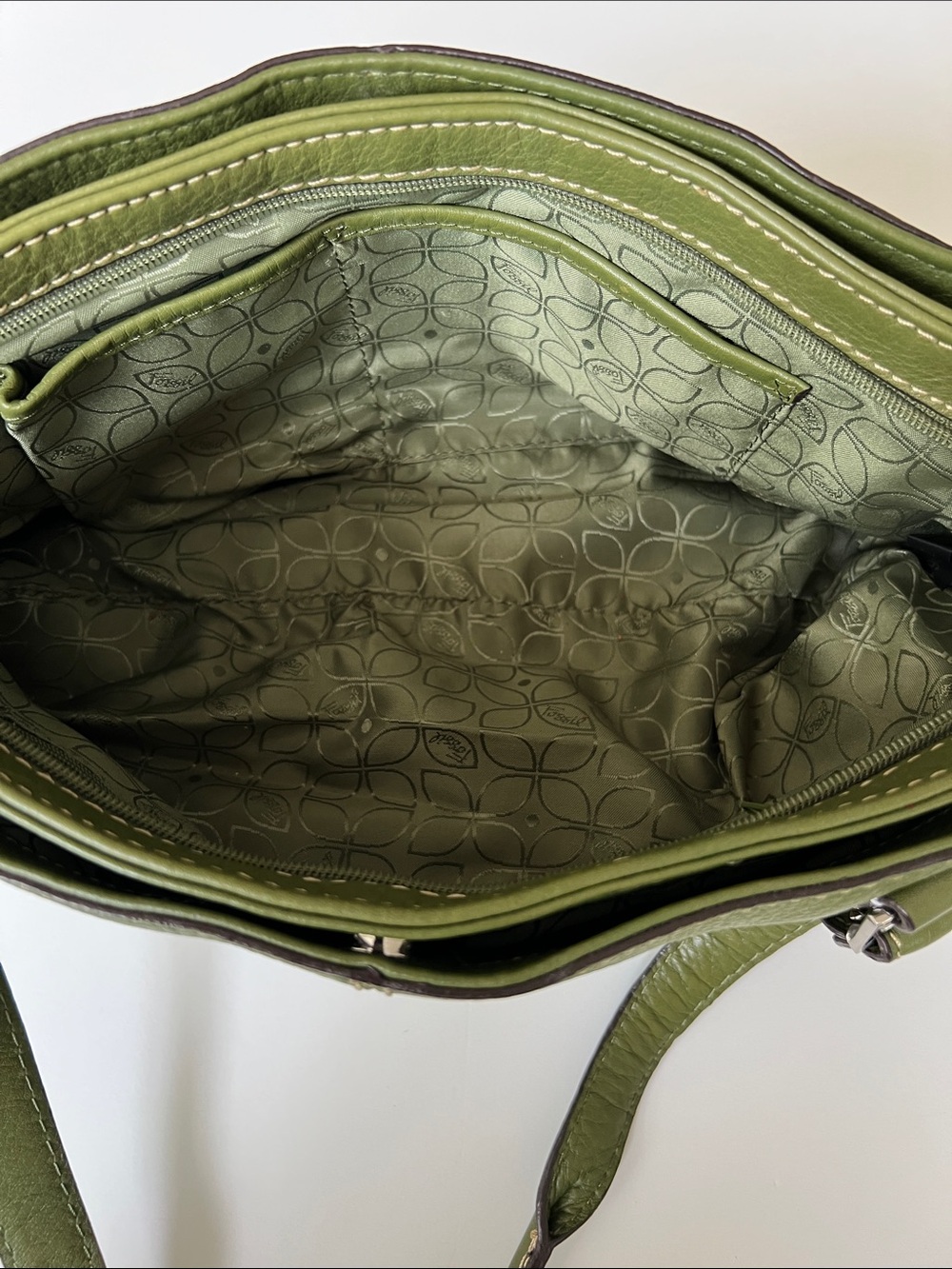 Vintage Fossil Leather Shoulder Bag - Picture 3 of 8